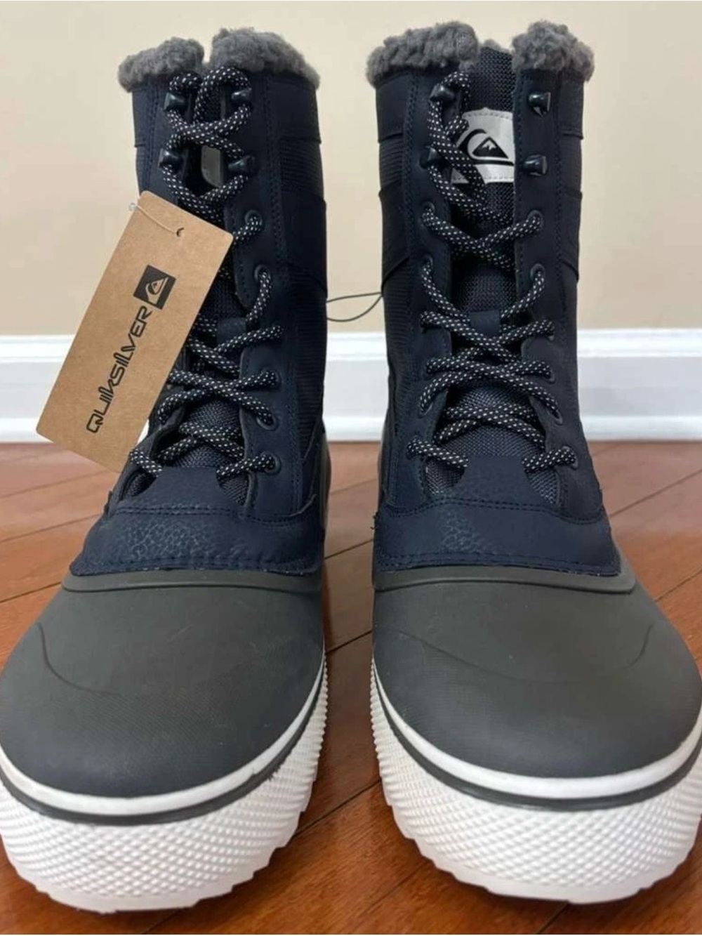 Quiksilver Mens Boots Sub Zero Hi Water Resistant Snow 3M Thinsulate RARE NEW!